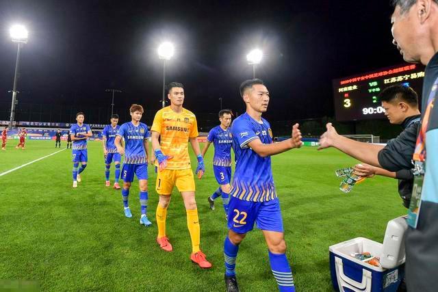 骑士新的补强战略！先签后换锁定14+5锋线新星，哈登续约仍需时日
